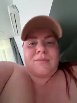 Fire__24-7 Adlı Modelin Web Kamerası Şovu