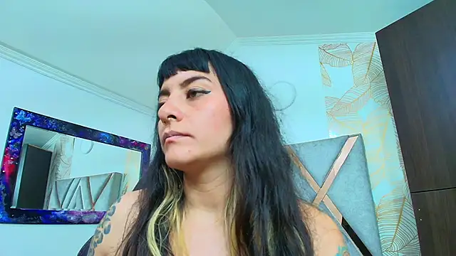 Онлайн чат XXX Naughty_Kittenm