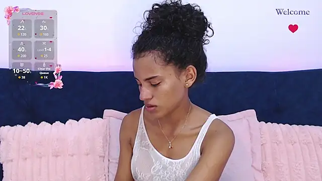 Corey_Bless Adlı Modelin Canlı XXX Sohbeti