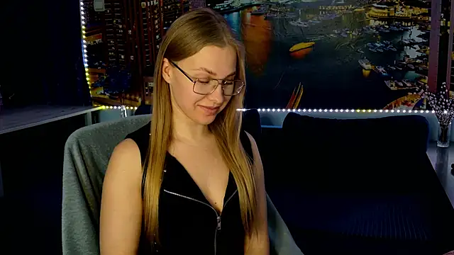 pusyavykusya Adlı Modelin Canlı XXX Sohbeti