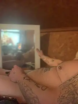 Ldnick69's Live XXX Chat