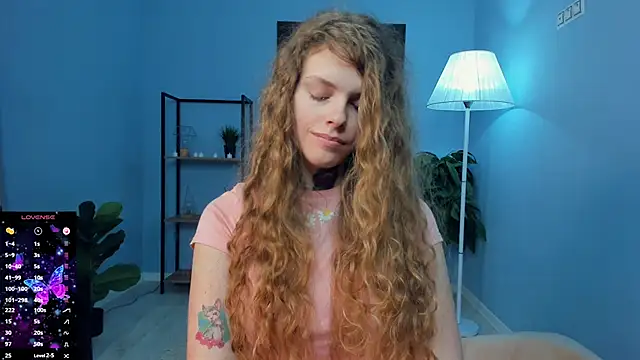 XXX chat uživo modela RayaNenlia