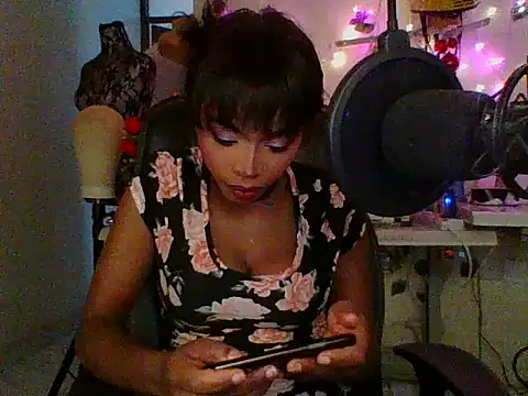 Anaconda2350のライブXXXチャット