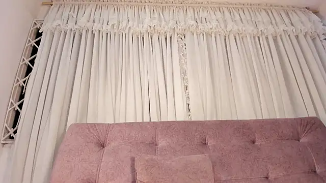 Chat +18 de violet_77711 ao vivo