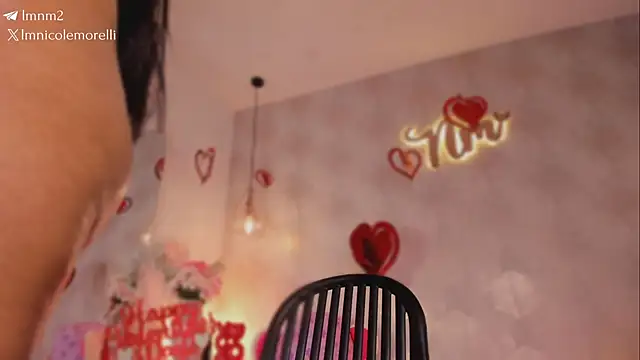 Chat XXX en directo de Nicolemorelli2