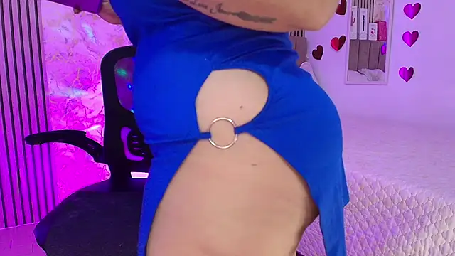 JuliRamirez Pertunjukan Webcam