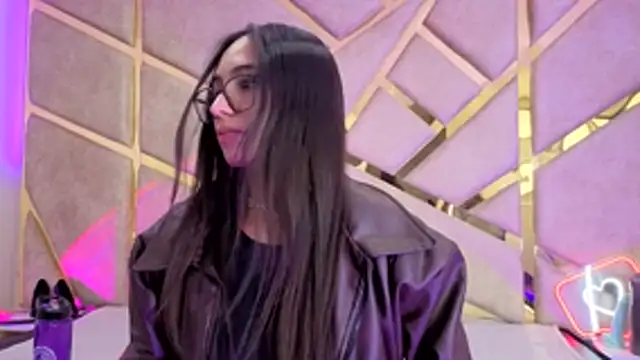 _emma_miller_ Chat XXX in diretta