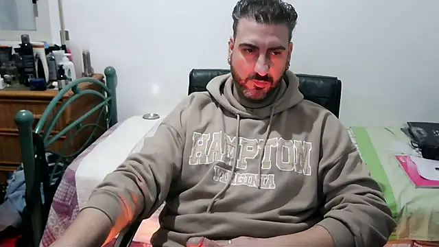 Italian_dark_desire webcam show