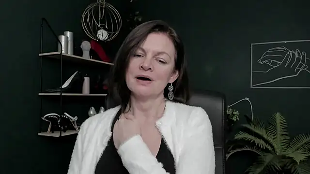 VivianWILD Chat XXX live