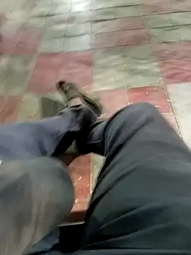 Chat XXX ao vivo de Horny-boyyy