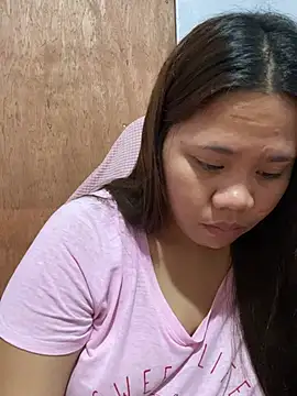 دردشة _BellaHotty_ الجنسية المباشرة