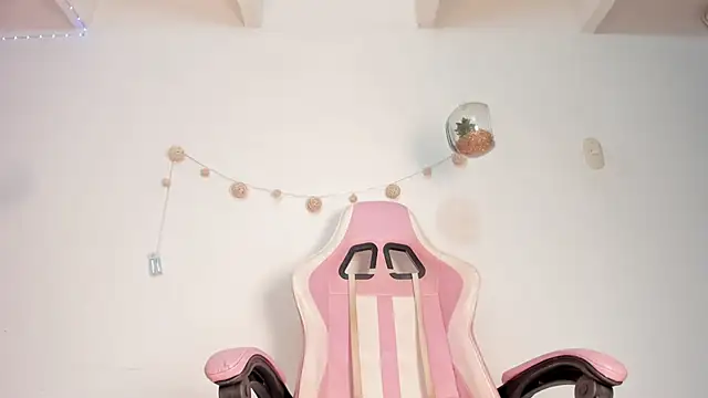 Czat XXX na żywo – violet_77711