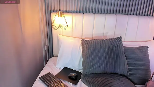 แชท XXX สดของ LunaKarther