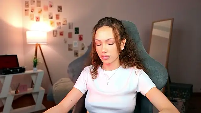 XXX chat uživo modela nexorine