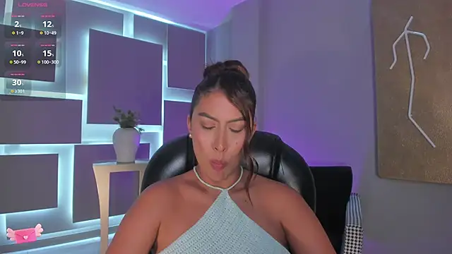 ArianaDumontのライブXXXチャット