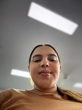 Colibri_xxx's Live XXX Chat