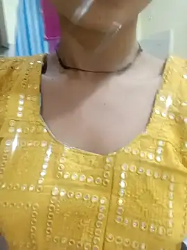 Pokazy przed kamerką – sexy_shital