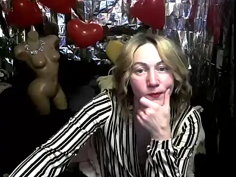 wLESLYMOSw's Live XXX Chat