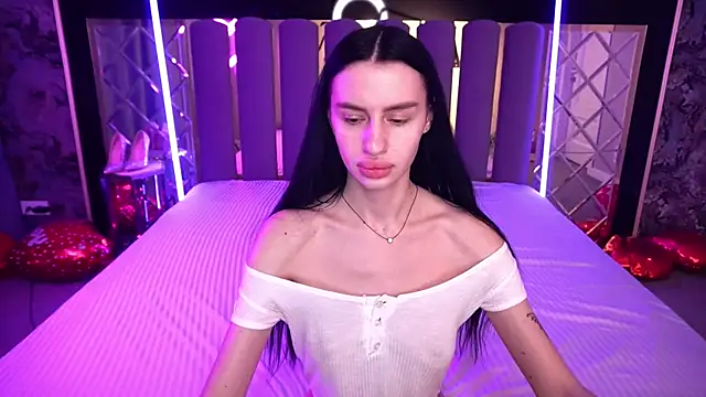 XXX chat uživo modela Snow_WhiteeeX