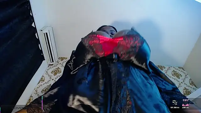 Živý XXX chat KARATIBBY_COX