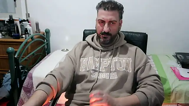 Italian_dark_desire Adlı Modelin Web Kamerası Şovu