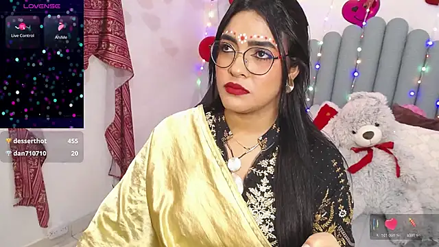 lakshmiraniii: απευθείας συνομιλία ΧΧΧ