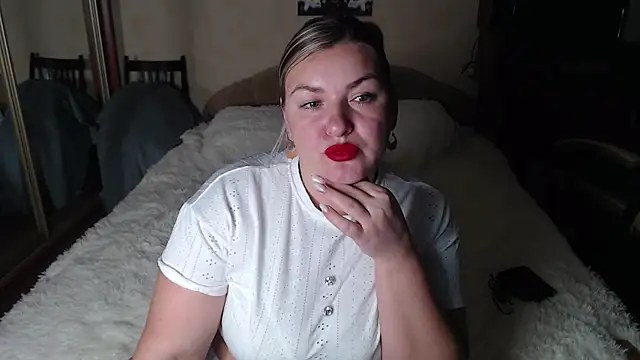 NikaSkylink Adlı Modelin Canlı XXX Sohbeti