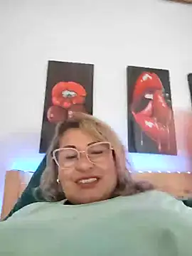 AlexxiaaMat's Live XXX Chat