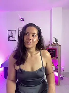 แชท XXX สดของ leiablack