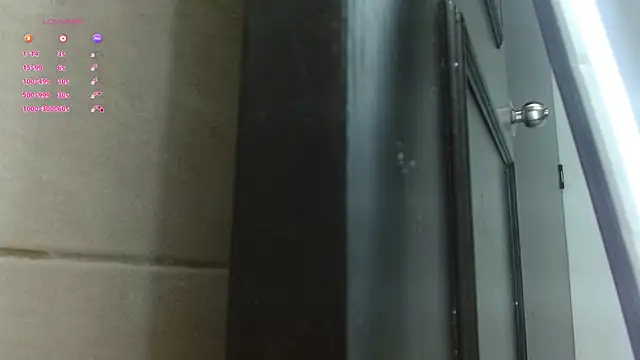 miss_aliia 现场XXX聊天