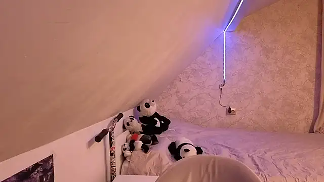 Blissmissataeses: απευθείας συνομιλία ΧΧΧ