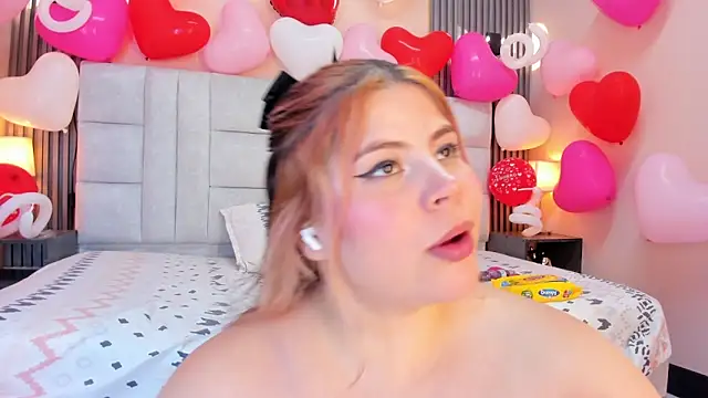 แชท XXX สดของ EYMI_TOMSOM