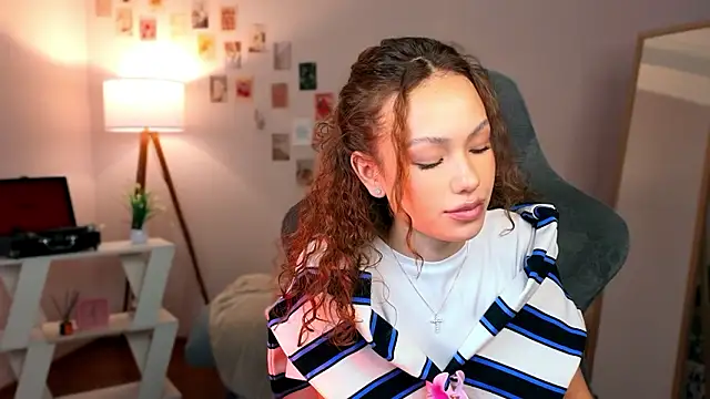 nexorine 现场XXX聊天