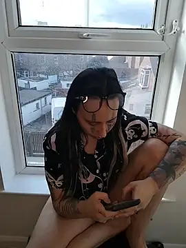 ThatAltGirl's Live XXX Chat