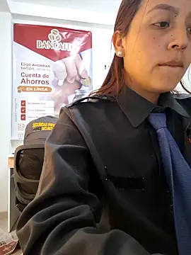 Emily-7_ élő XXX-chatje