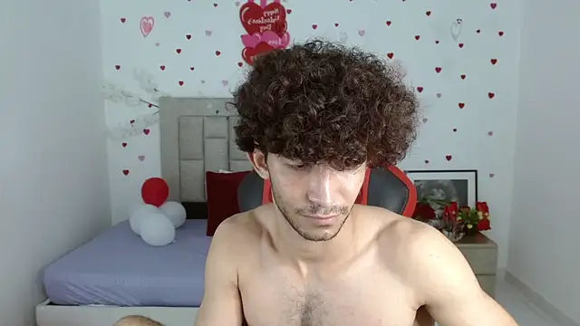 Chat XXX en directo de Caius_fox