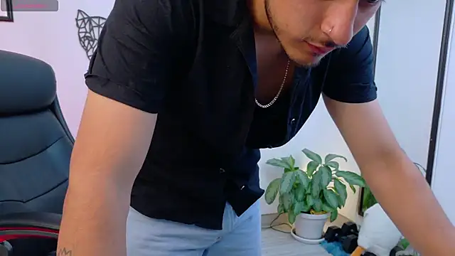 Elian_savoyn Live XXX chat