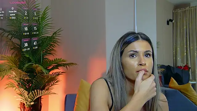 Avril_Cyrus live XXX chat