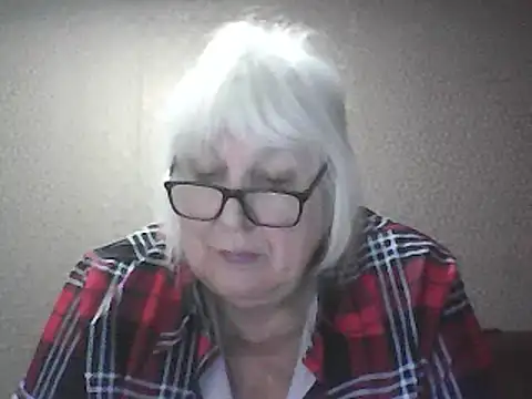 Alexia64231 élő XXX-chatje