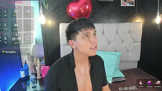 Thiago_Kozak Pertunjukan Webcam