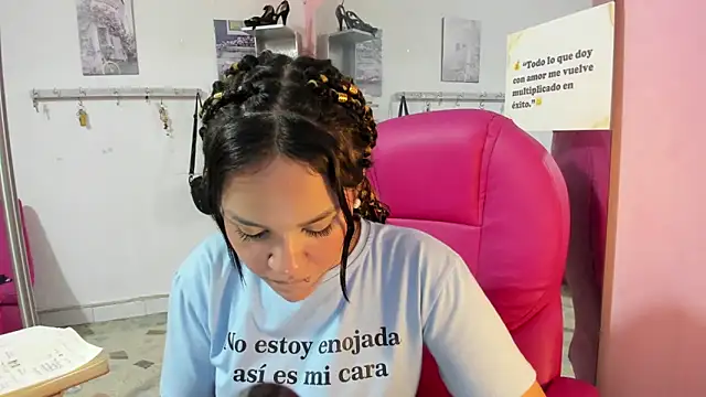 CAMILA--REY – Live XXX-chat