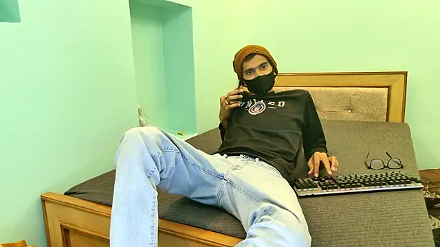 แชท XXX สดของ zihan777