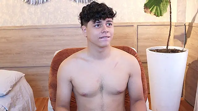 Ethan_occonor: απευθείας συνομιλία ΧΧΧ