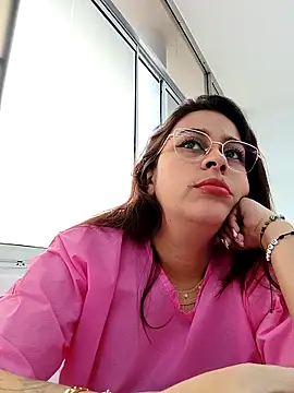 Pokazy przed kamerką – MariBelle1