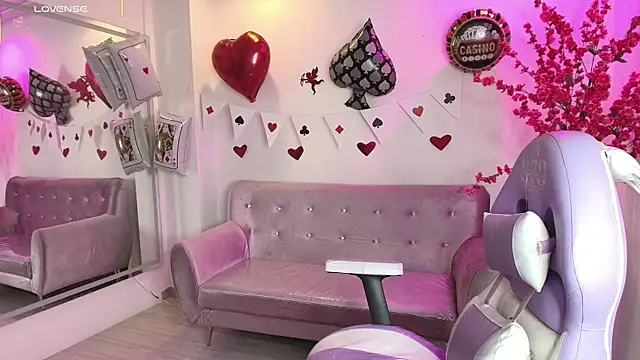 Chat +18 de Summer_miller ao vivo