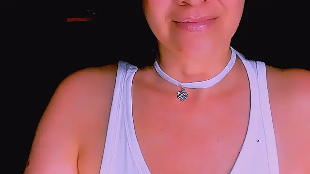 AnaMills Chat XXX live