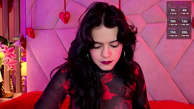 ValerieKay_ Adlı Modelin Canlı XXX Sohbeti