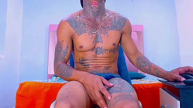 Hot_Latino_x élő XXX-chatje