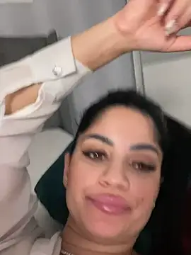 _adelle Obrolan Langsung XXX