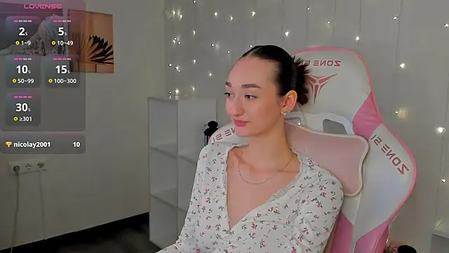 Kelly_Powell Chat XXX in diretta